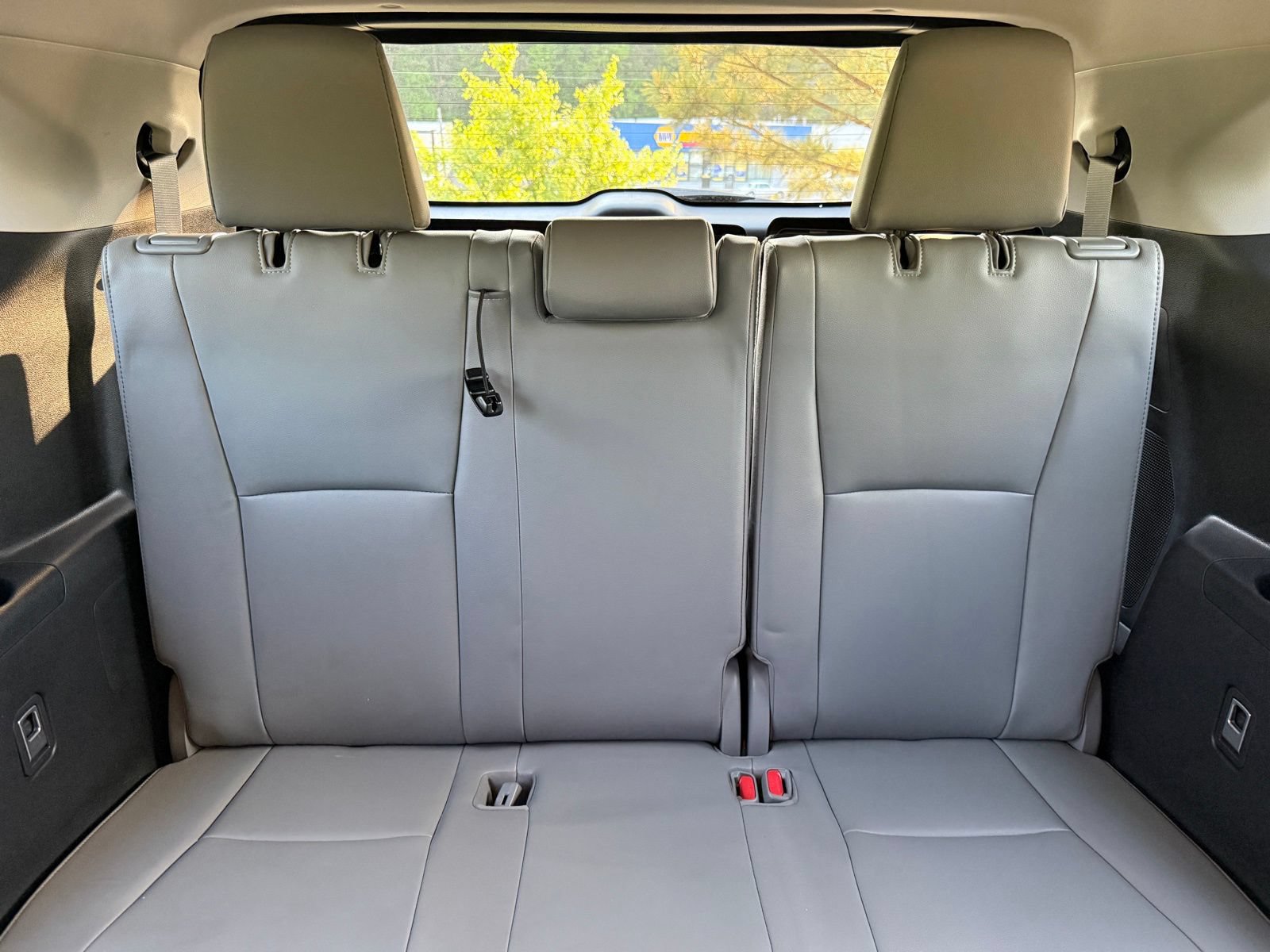 Used 2020 Toyota Highlander Limited AWD/4WD image 40