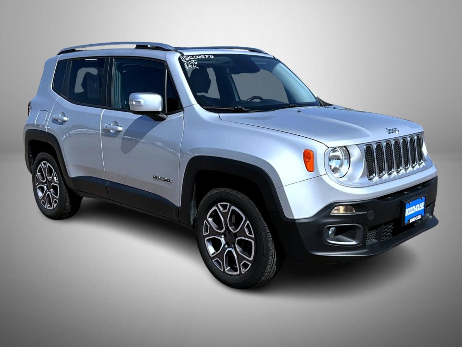 Used 2015 Jeep Renegade Limited w/ Premium Navigation Group AWD/4WD image 3