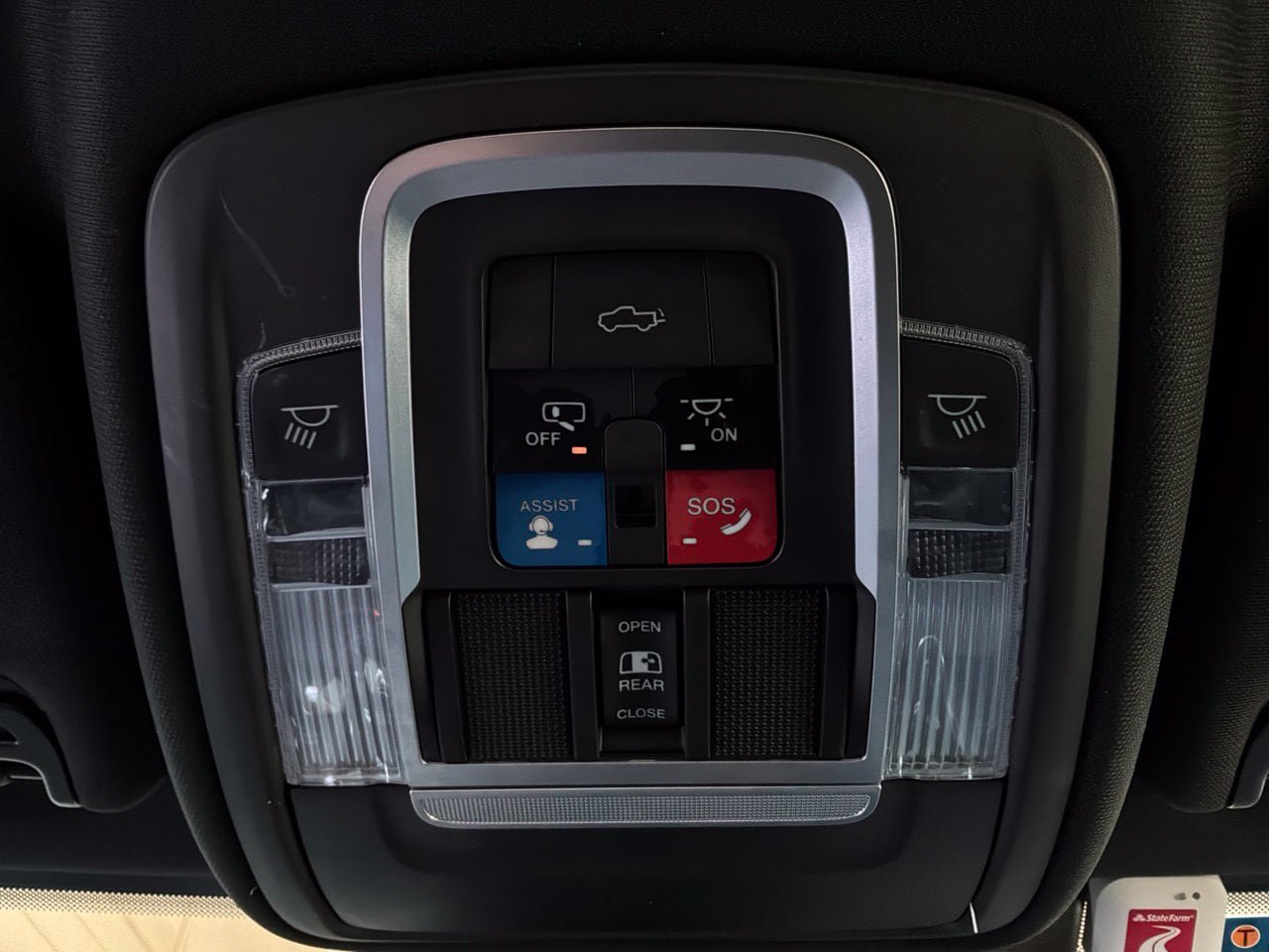 Used 2021 RAM 2500 Laramie w/ Night Edition AWD/4WD image 21