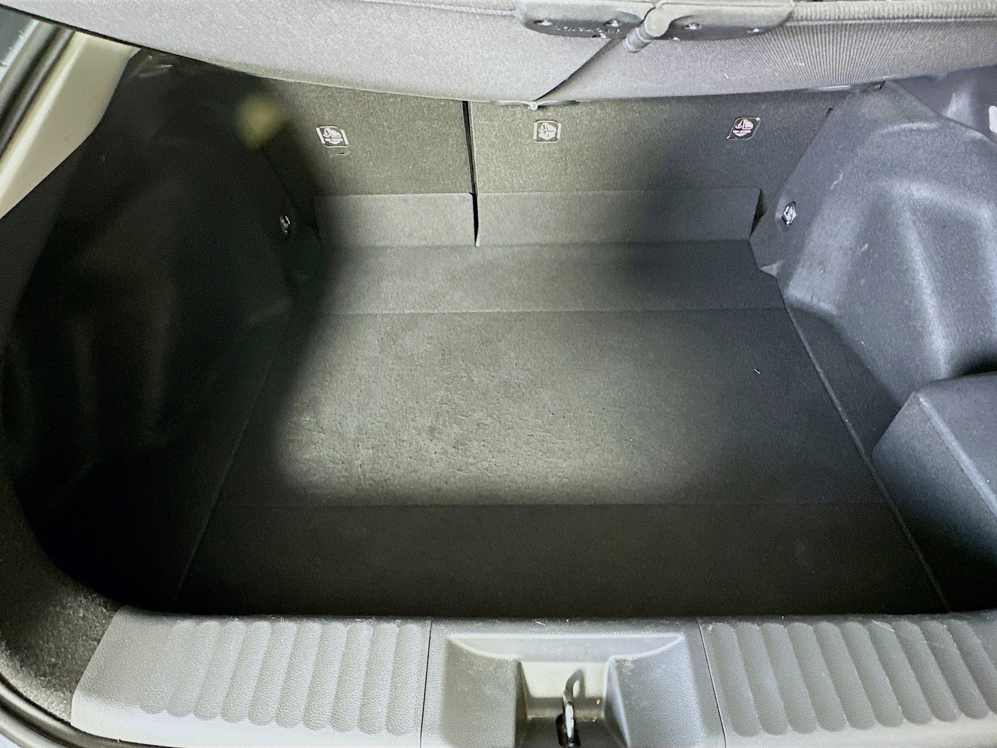 Used 2023 Toyota Prius LE image 27