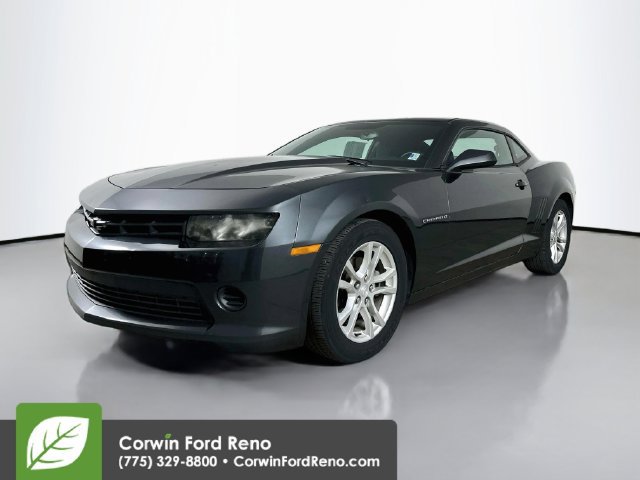 Used 2015 Chevrolet Camaro LS RWD image 3