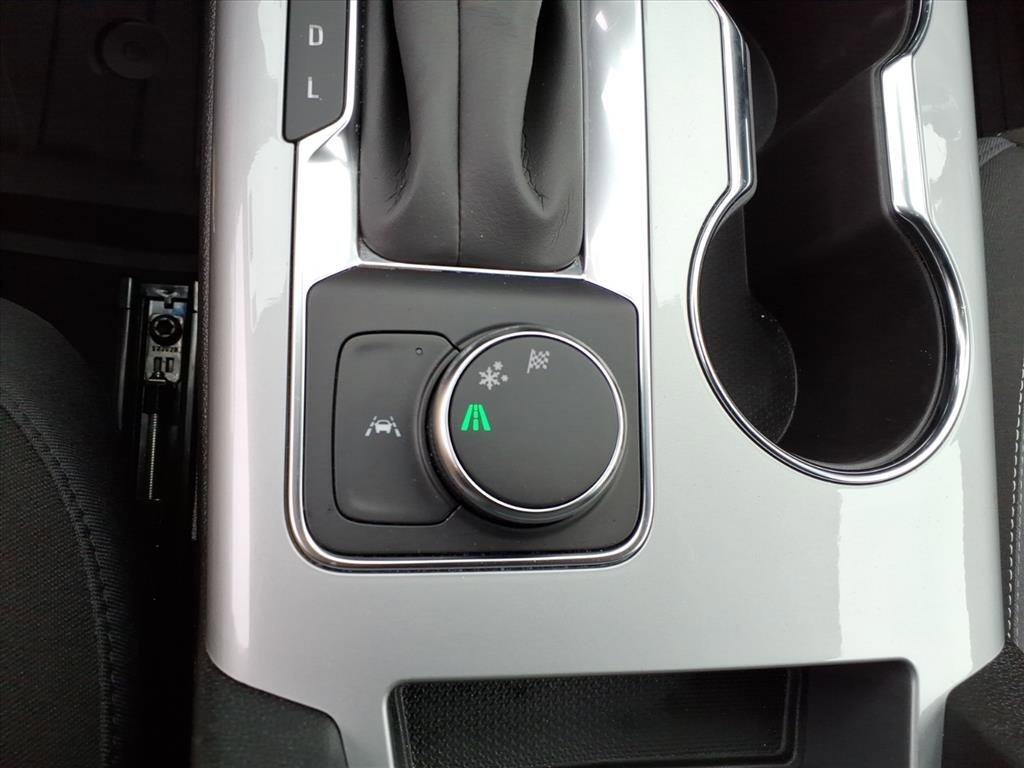 Used 2024 Chevrolet Blazer LT w/ Convenience Package image 17