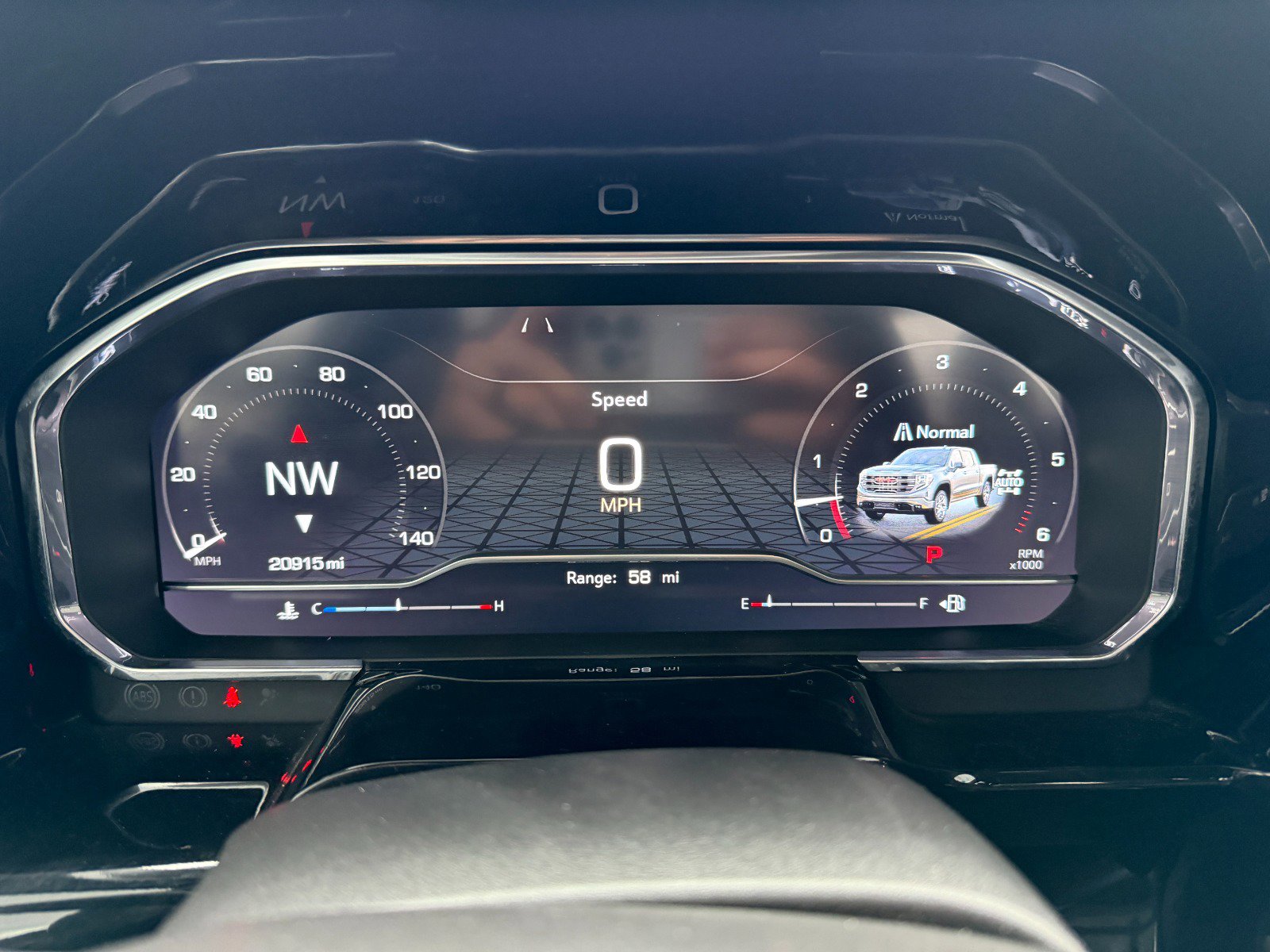 Used 2024 GMC Sierra 1500 Elevation w/ LPO, Elevation Black Package image 28