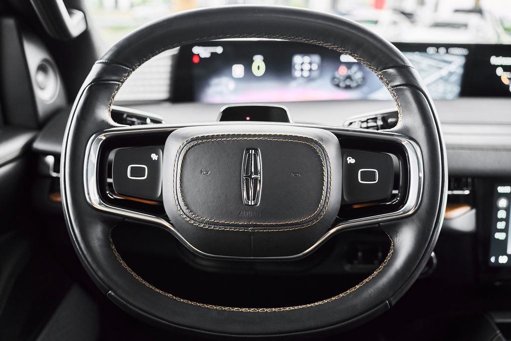 Used 2025 Lincoln Navigator Black Label AWD/4WD image 20