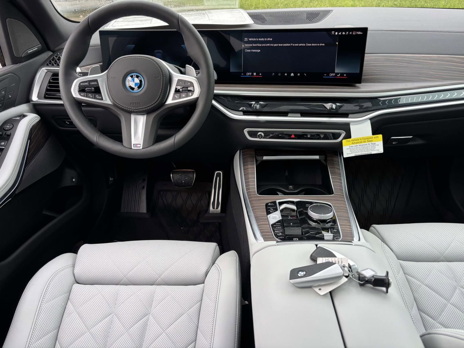 New 2026 BMW X5 xDrive50e w/ M Sport Package AWD/4WD image 28