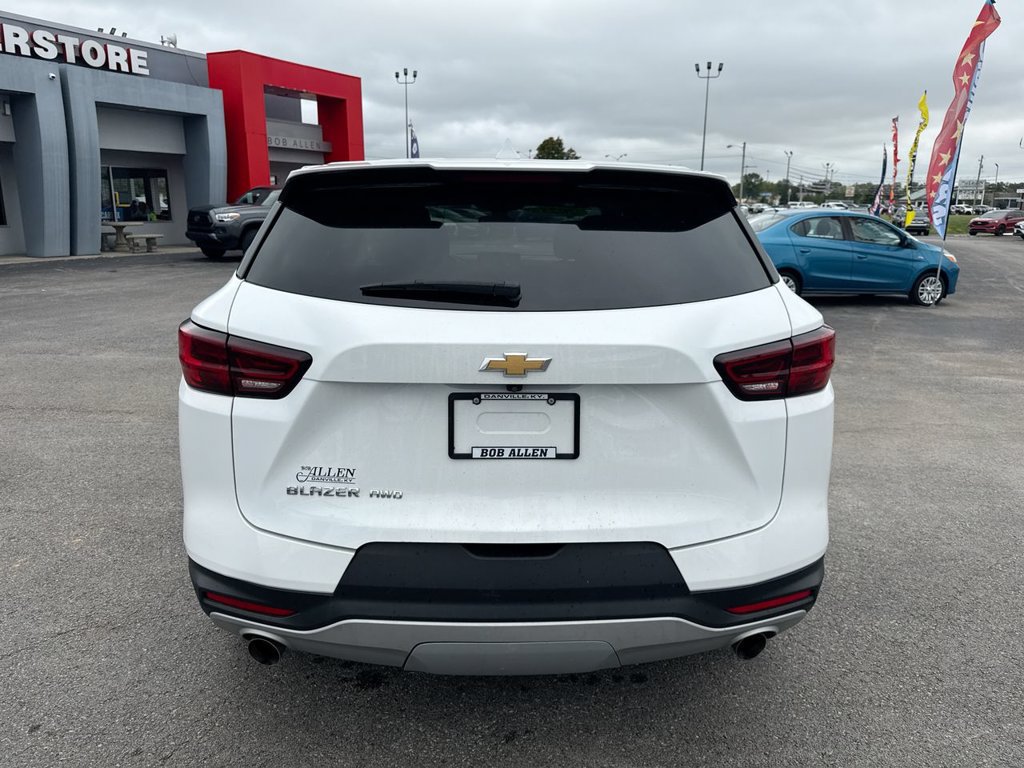 Used 2025 Chevrolet Blazer LT AWD/4WD image 18
