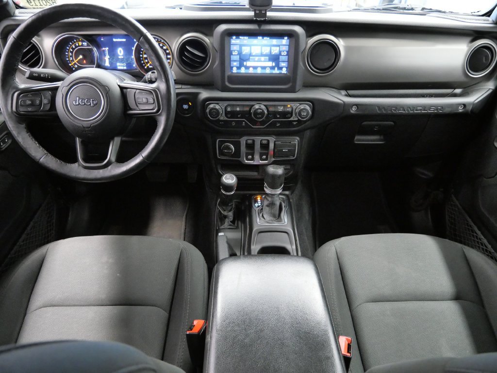Certified 2019 Jeep Wrangler Sport AWD/4WD image 18