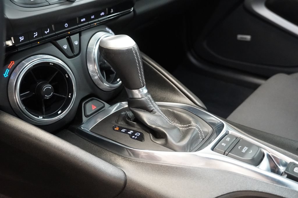 Used 2023 Chevrolet Camaro LT w/ Technology Package RWD image 21