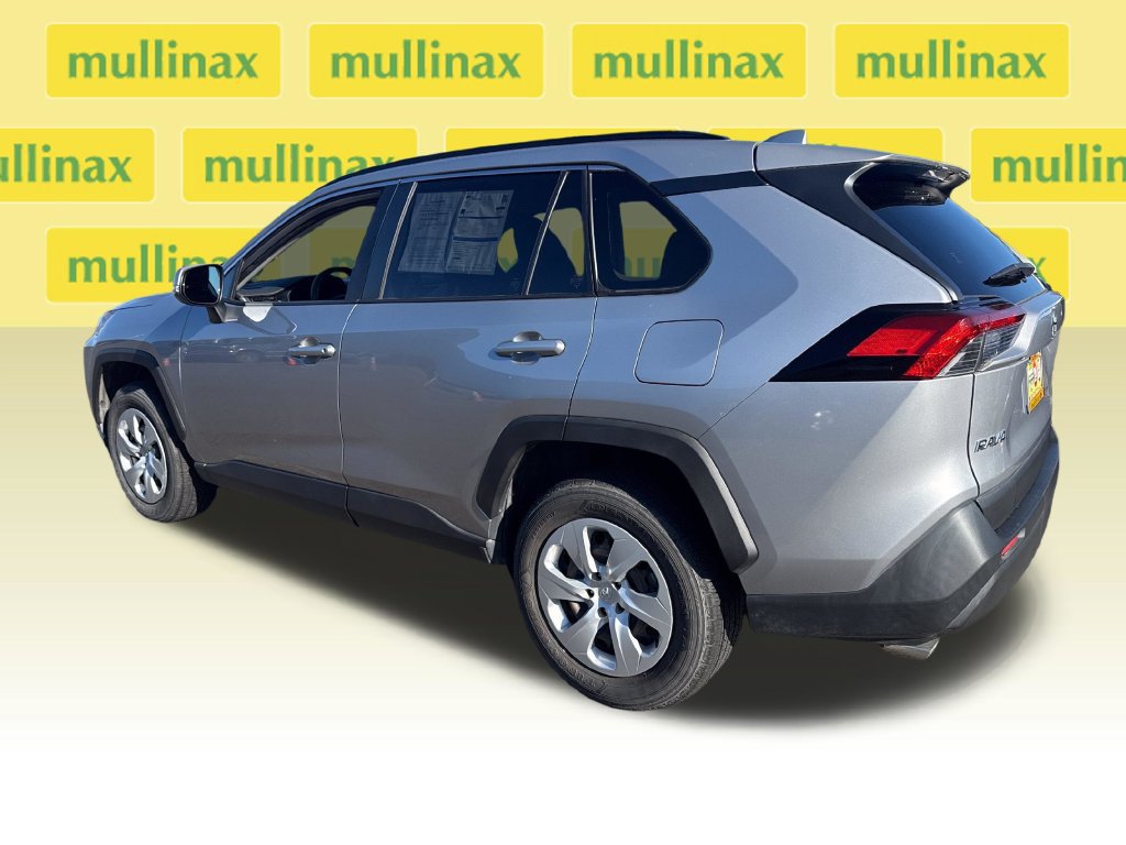 Used 2019 Toyota RAV4 LE w/ All Weather Liner Package AWD/4WD image 11