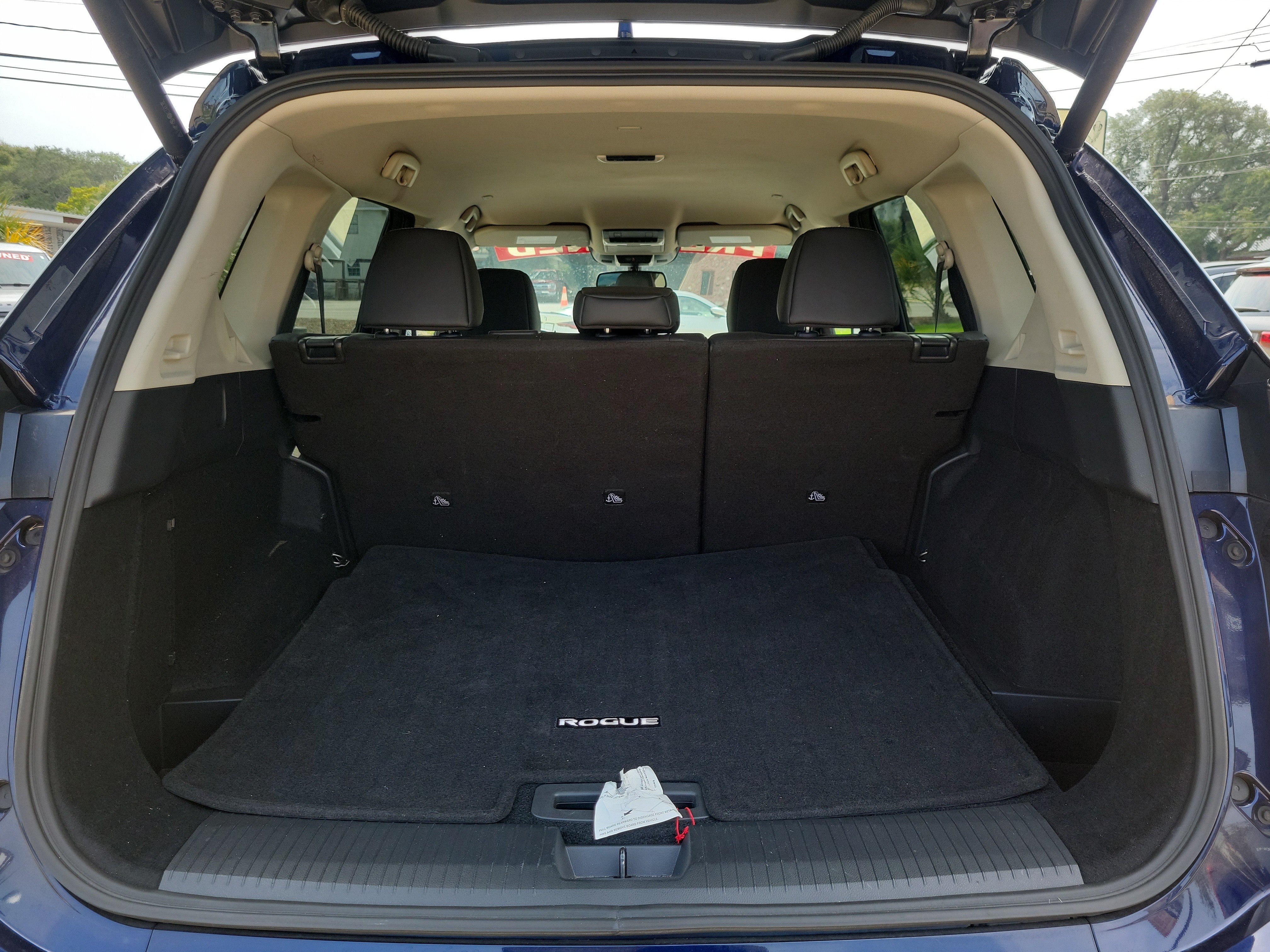 Used 2026 Nissan Rogue SL FWD image 34