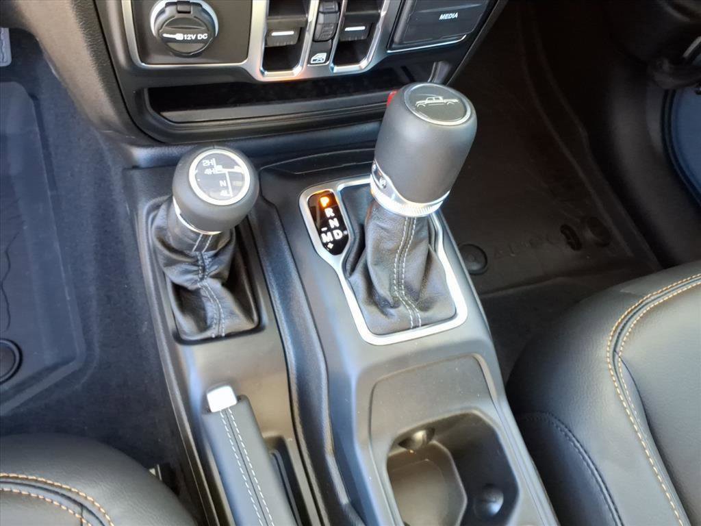 New 2025 Jeep Gladiator Sport image 15