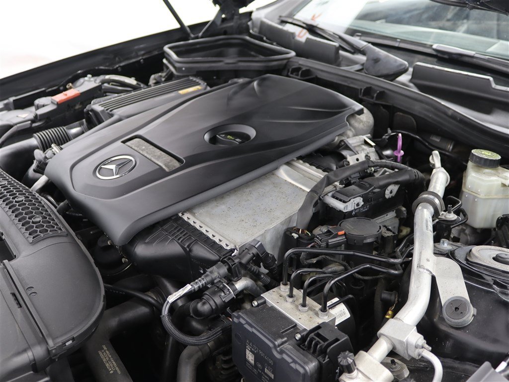 Used 2017 Mercedes-Benz SLC 300 image 32