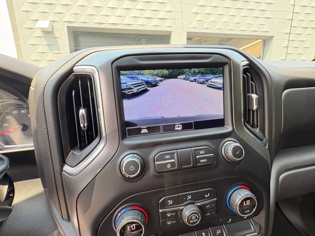Used 2021 Chevrolet Silverado 1500 LT Trail Boss w/ Convenience Package II AWD/4WD image 22