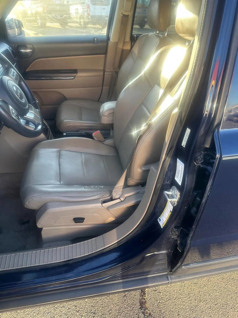 Used 2014 Jeep Patriot Limited w/ Sun/Sound Group image 5