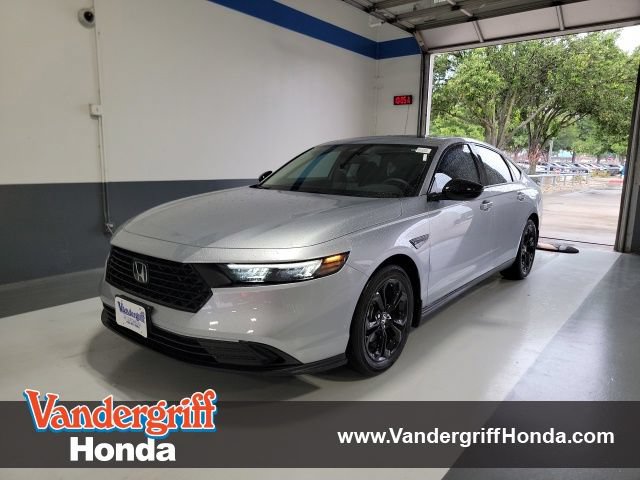 Used 2025 Honda Accord SE