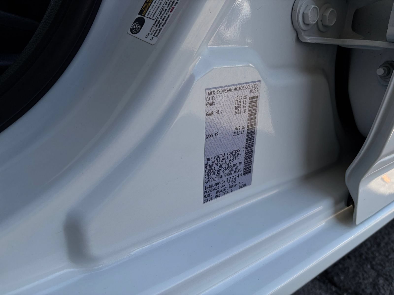 Used 2025 Nissan Altima 2.5 SV FWD image 30