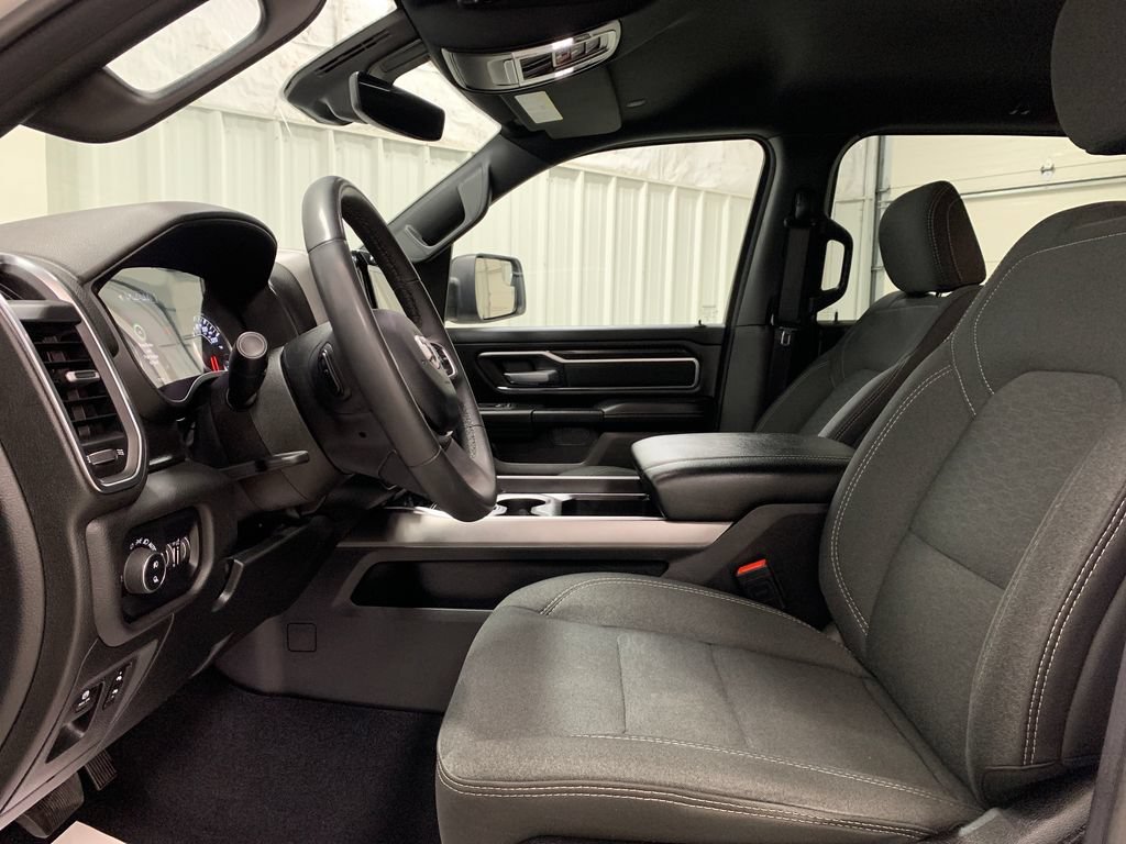 Used 2025 RAM 1500 Big Horn AWD/4WD image 17