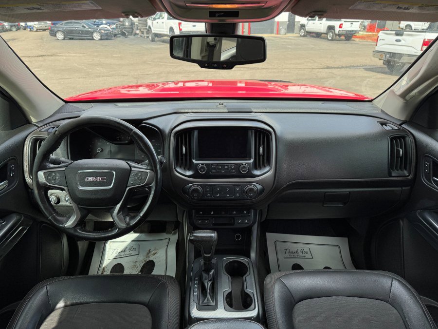 Used 2016 GMC Canyon SLE image 20