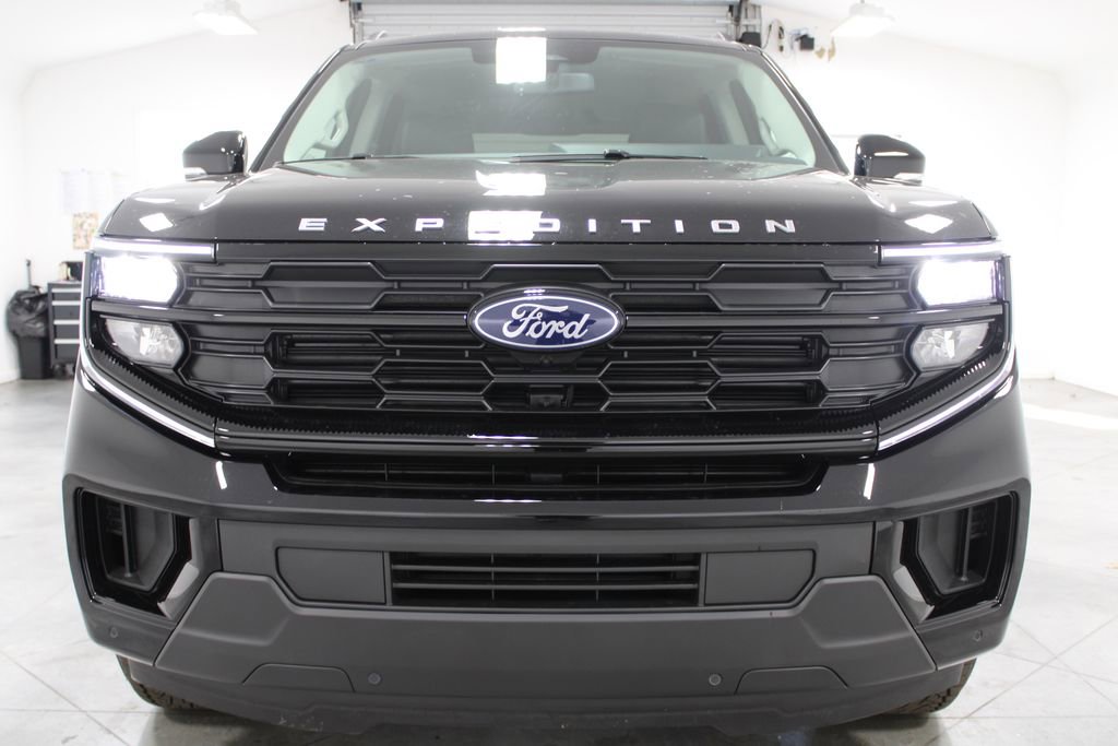 New 2026 Ford Expedition Active image 52