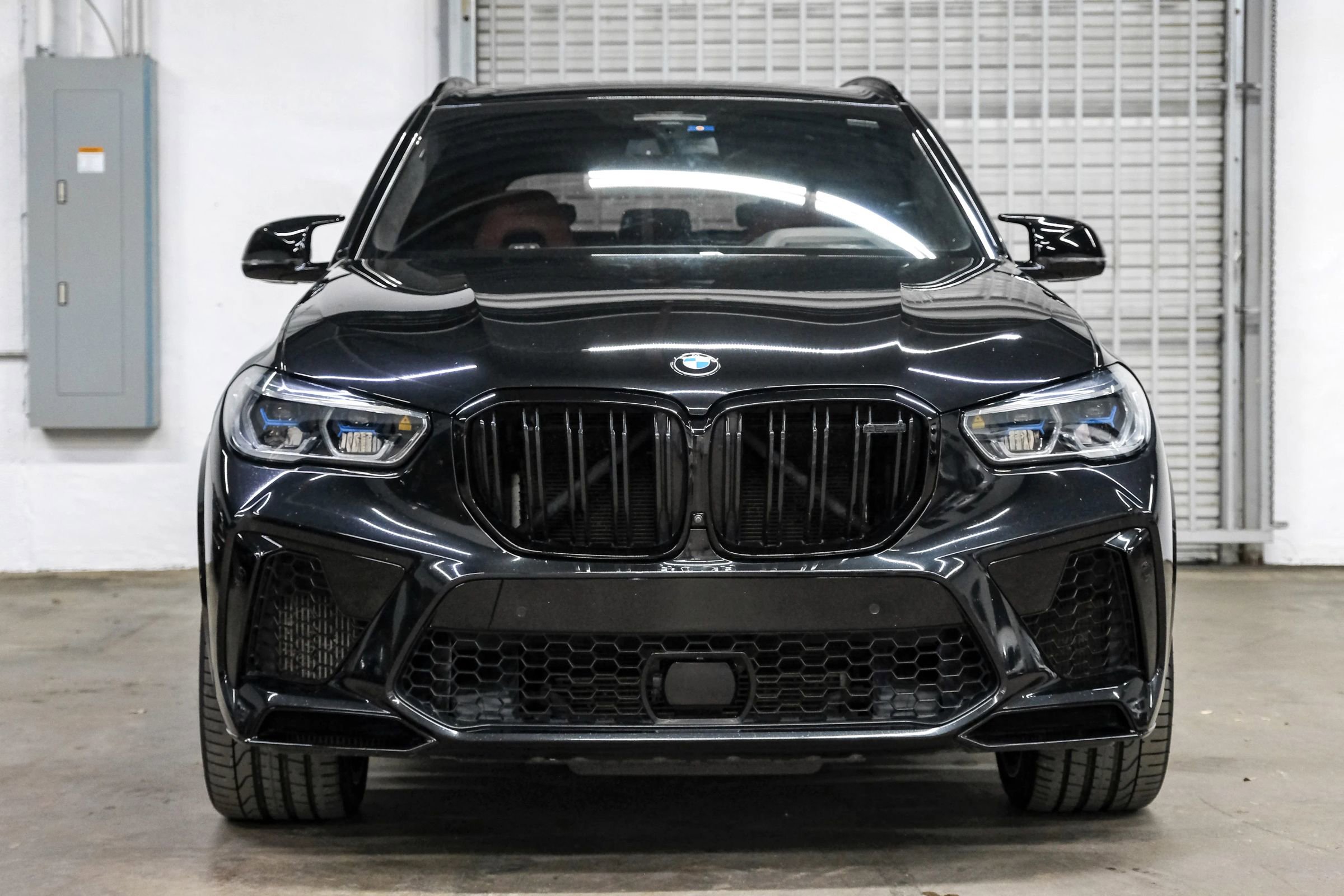 Used 2020 BMW X5 M Competition w/ Executive Package image 6