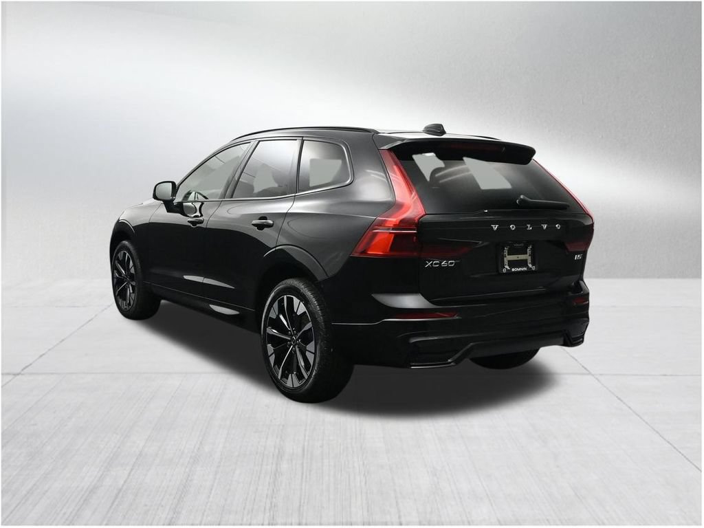 New 2026 Volvo XC60 B5 Plus AWD/4WD image 3