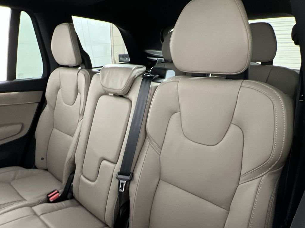 New 2026 Volvo XC90 T8 Ultra w/ Protection Package Premier image 22