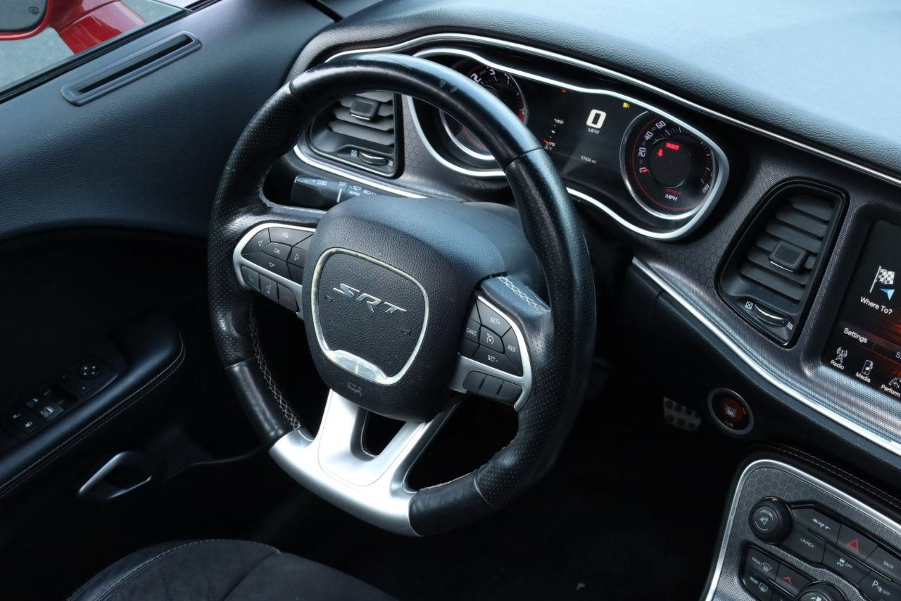 Used 2016 Dodge Challenger SRT w/ Technology Group image 46