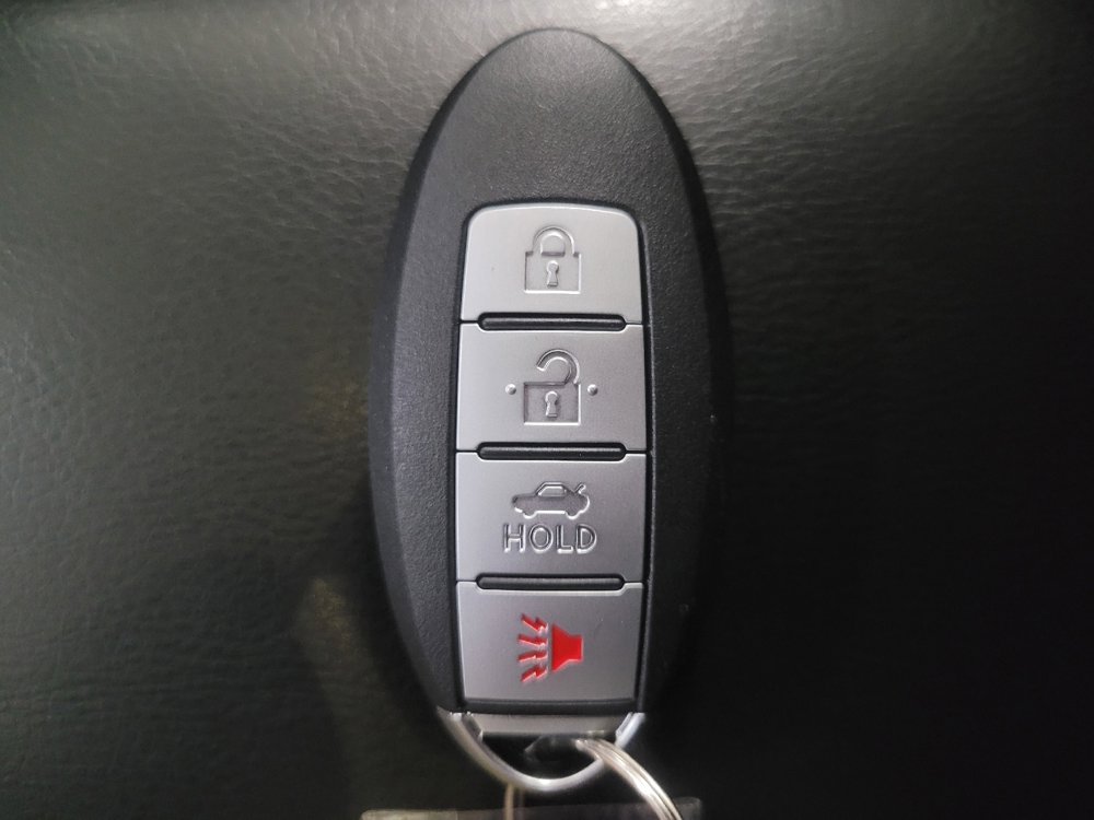 Used 2015 Nissan Rogue SL w/ SL Premium Package image 32