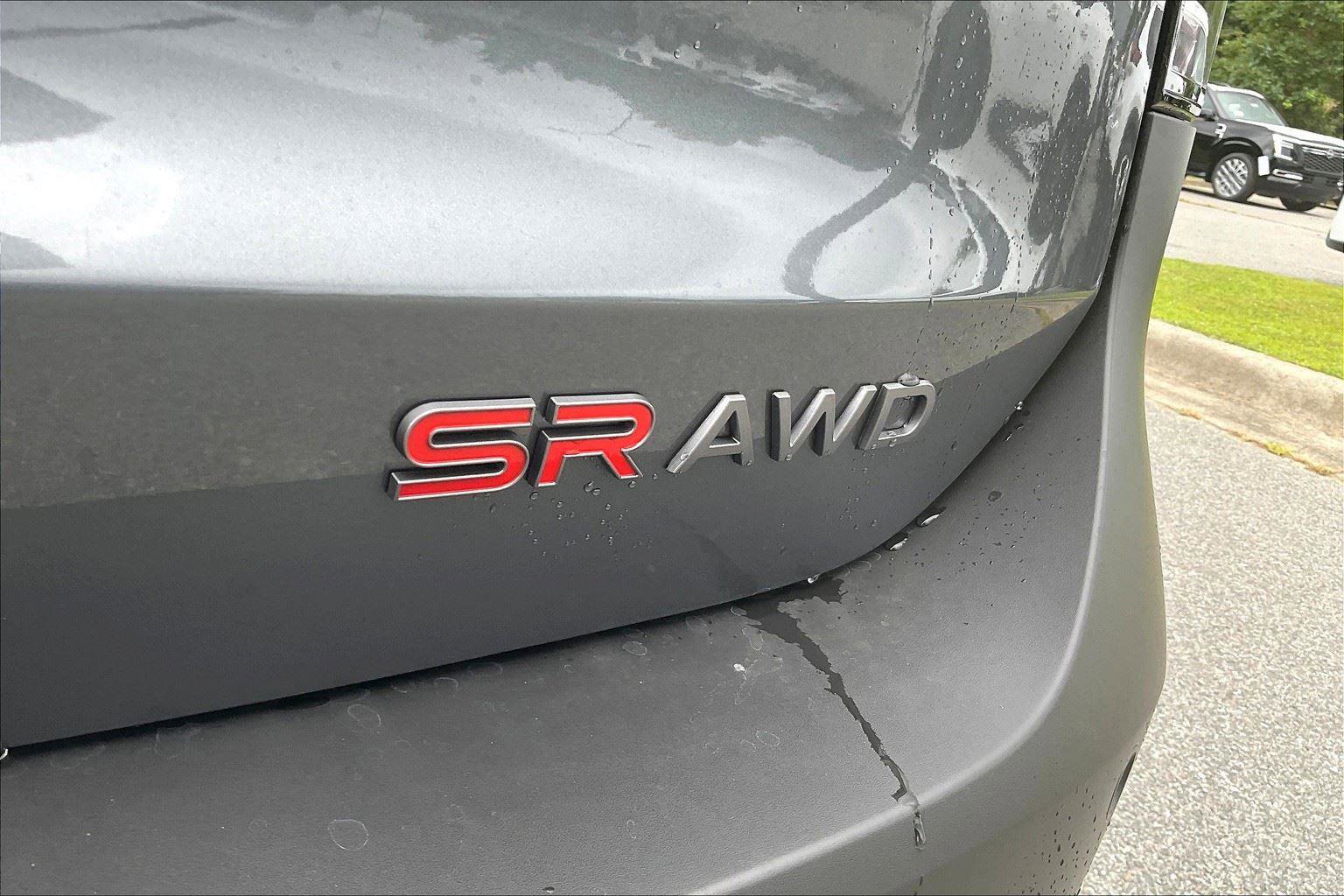 New 2025 Nissan Kicks SR image 12