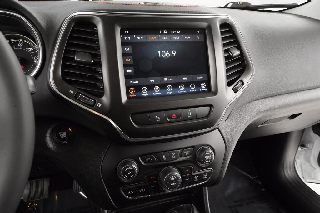 Certified 2021 Jeep Cherokee Trailhawk image 30