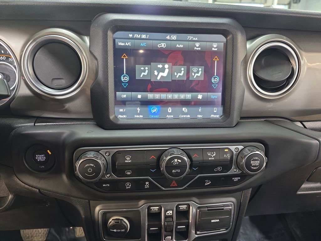 Used 2018 Jeep Wrangler Unlimited Sahara AWD/4WD image 18