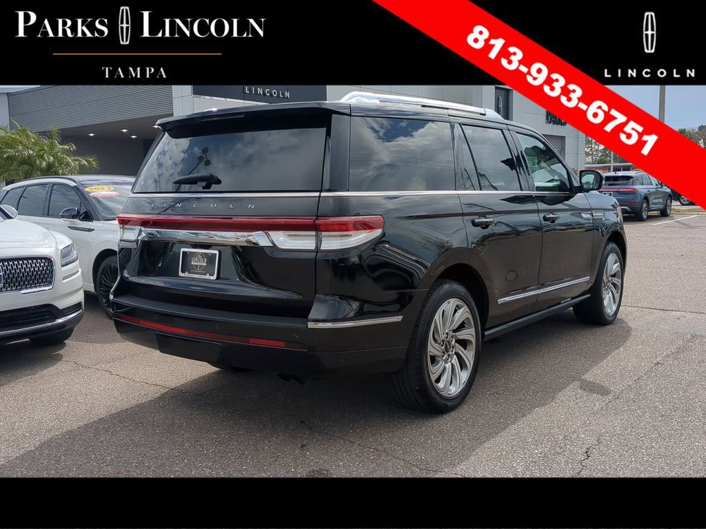 Certified 2024 Lincoln Navigator Premiere image 4