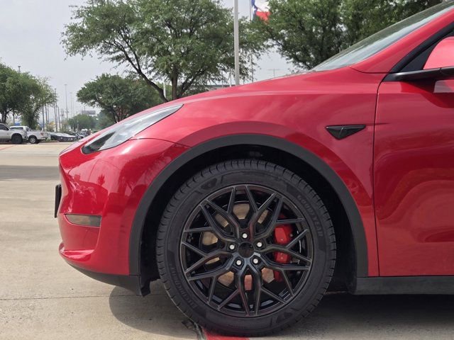 Used 2023 Tesla Model Y Performance AWD/4WD image 10