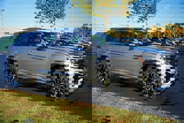 New 2026 Volkswagen Atlas Cross Sport SEL Premium R-Line image 44