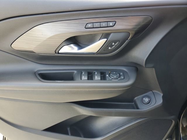 Certified 2023 GMC Terrain SLT w/ Elevation Edition image 18