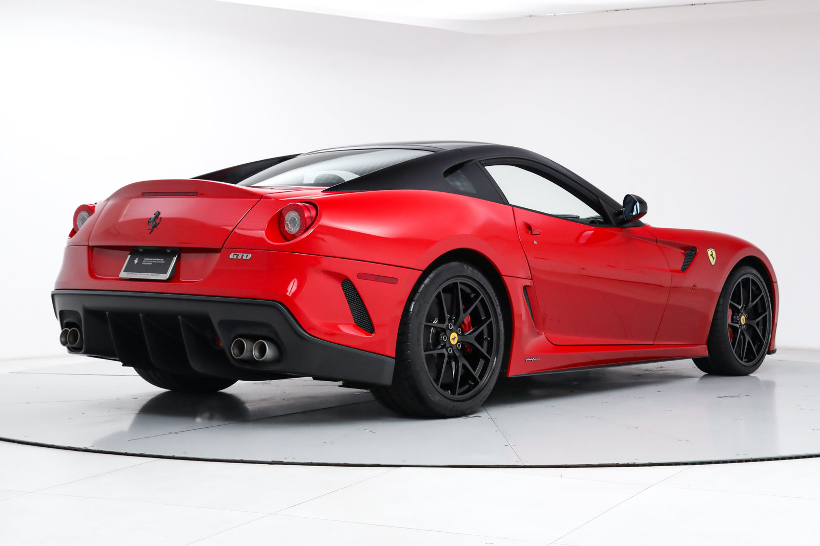 Used 2011 Ferrari 599 GTO RWD image 3