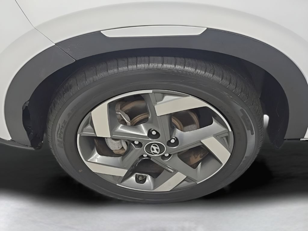 Used 2022 Hyundai Venue Limited FWD image 39