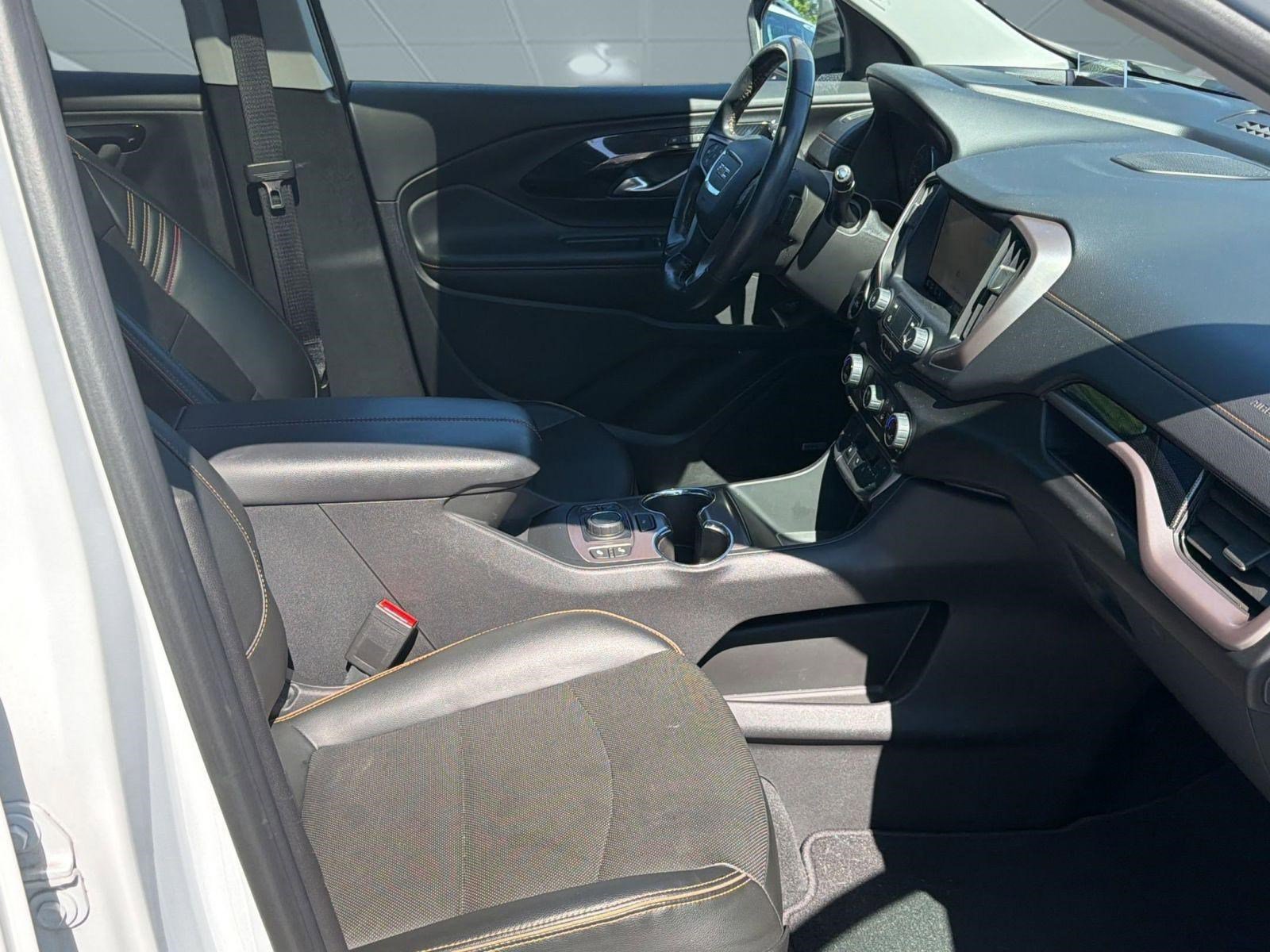 Used 2022 GMC Terrain AT4 w/ Infotainment Package II AWD/4WD image 30