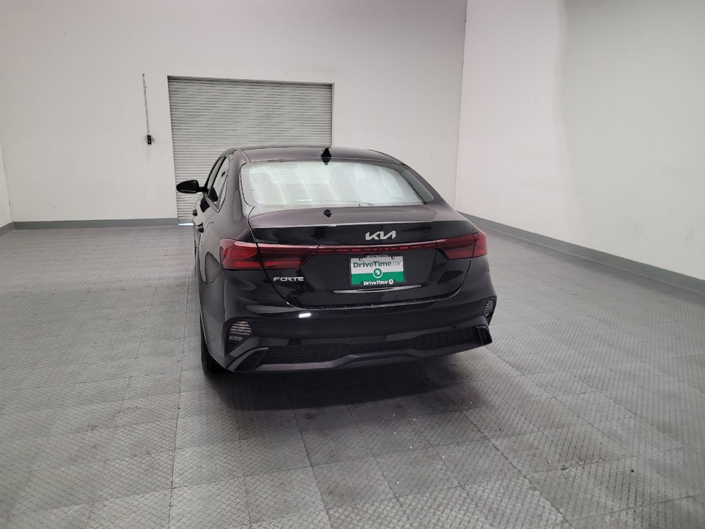 Used 2022 Kia Forte LXS FWD image 6