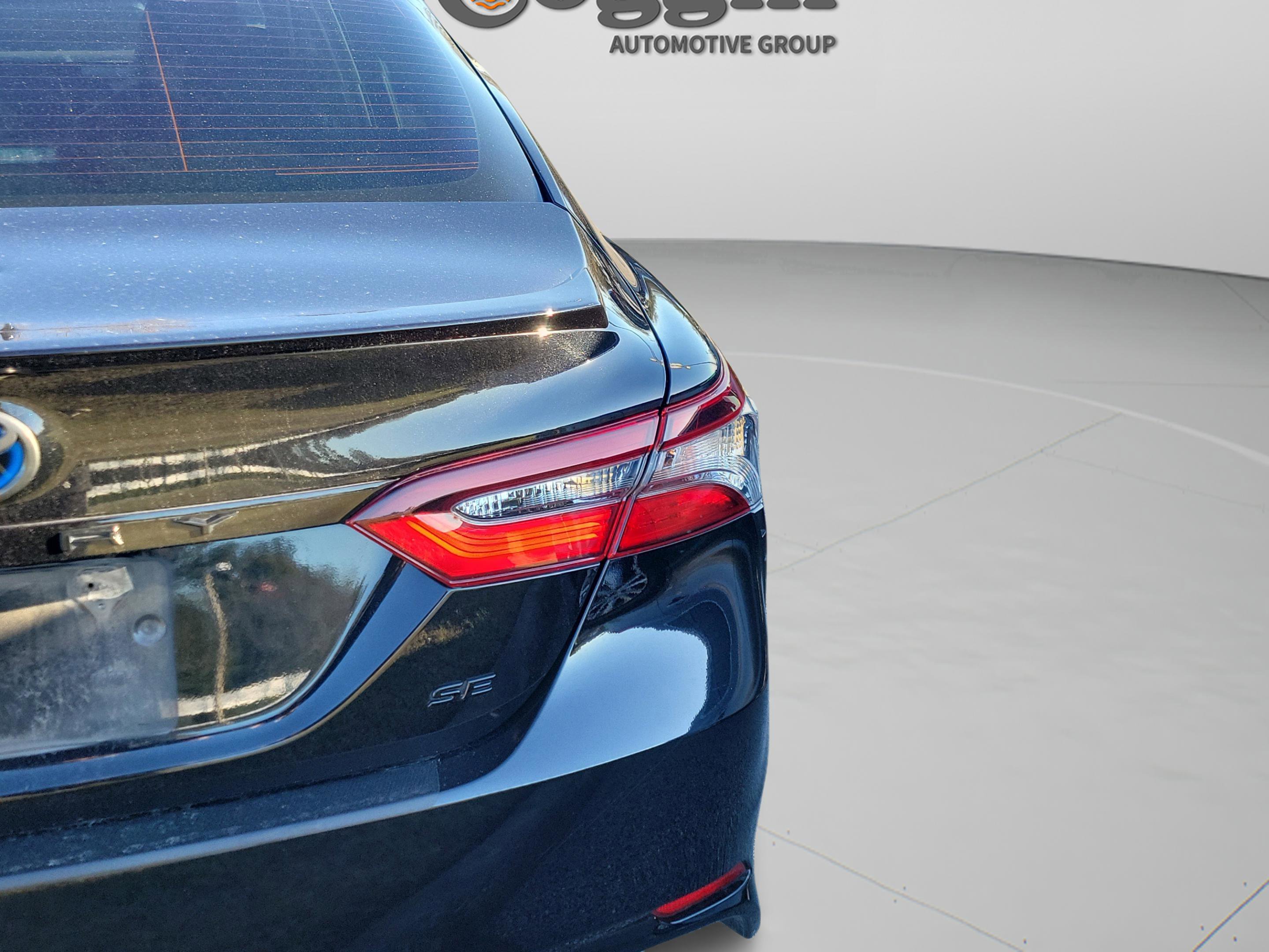 Used 2022 Toyota Camry SE image 25