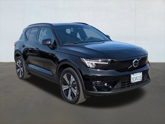Used 2023 Volvo XC40 Recharge Plus image 7
