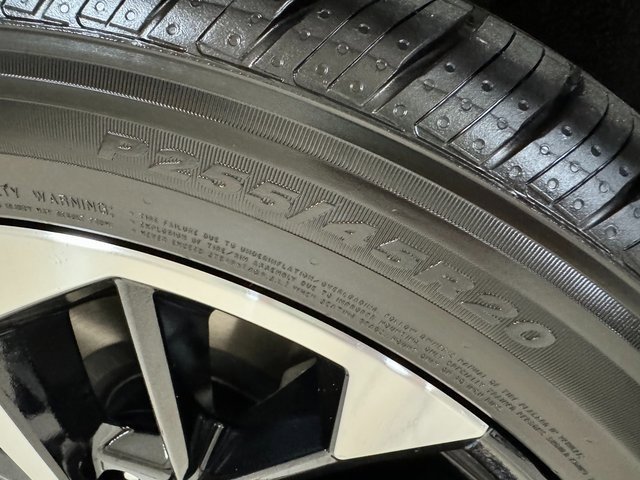 Used 2024 Mitsubishi Outlander Ralliart image 27