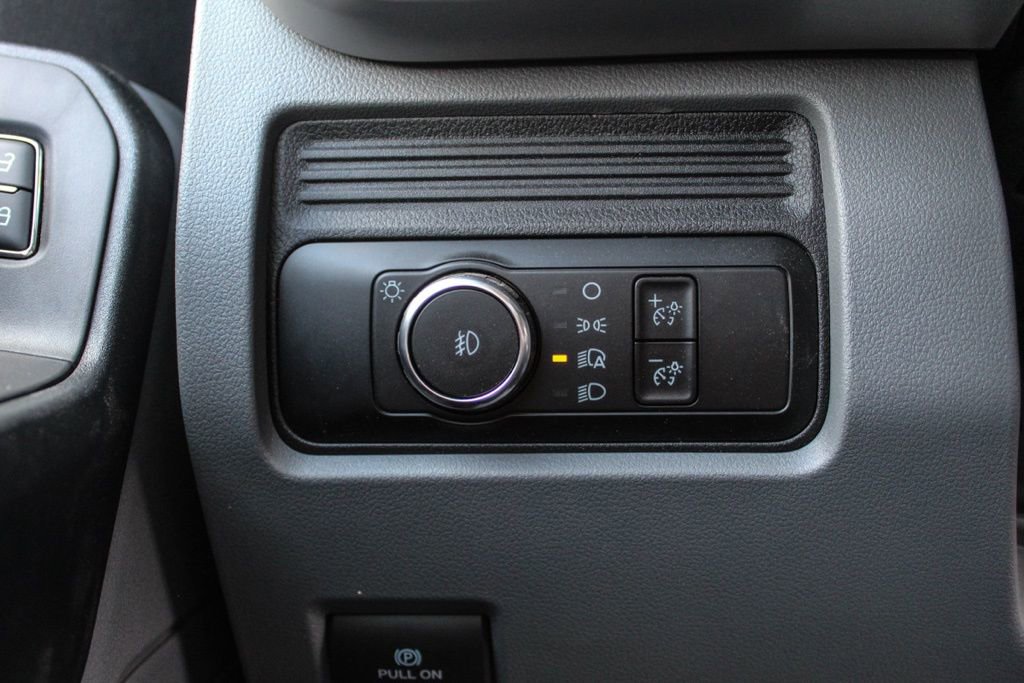 New 2025 Ford F550 4x4 Regular Cab Super Duty image 29