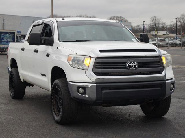 Used 2015 Toyota Tundra SR5 w/ SR5 Upgrade Package image 15