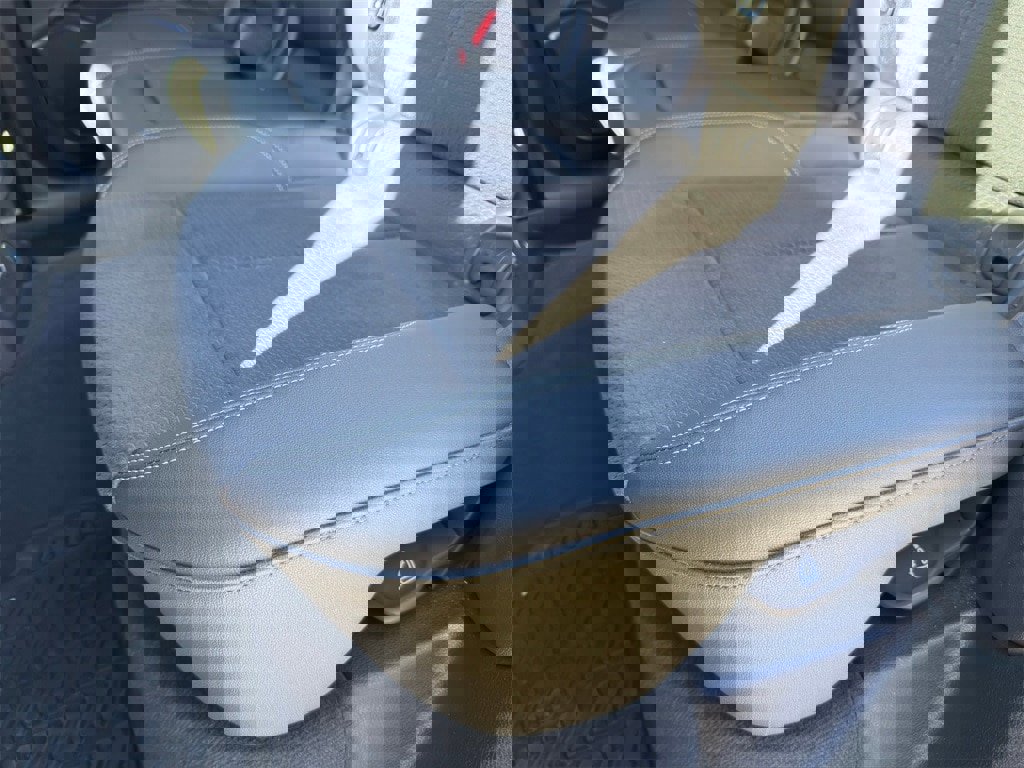 Used 2024 Audi SQ5 Premium image 27