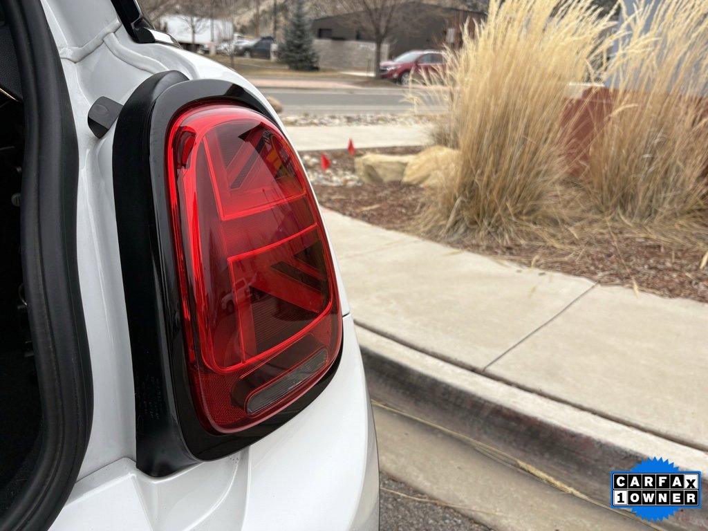 Used 2024 MINI Cooper SE image 10