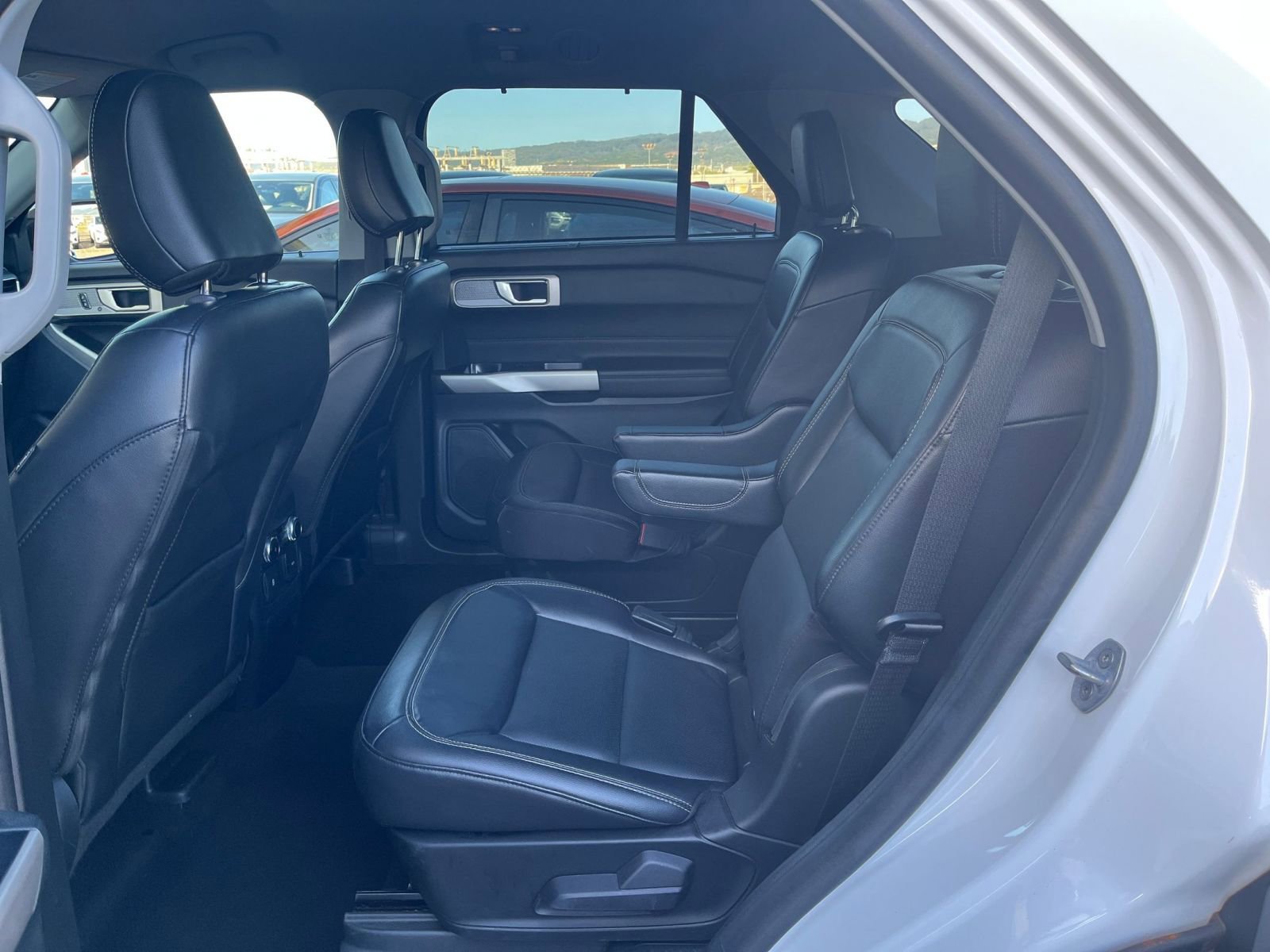 Used 2023 Ford Explorer Limited image 29