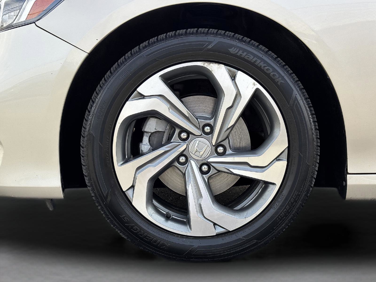 Certified 2019 Honda Accord EX-L image 11