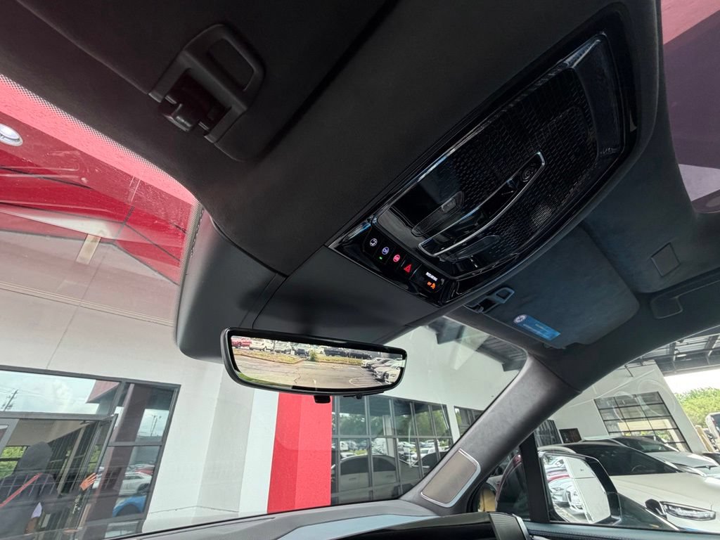 Used 2025 Cadillac Escalade IQ Luxury 2 w/ LPO, Premium Carpet Package AWD/4WD image 32