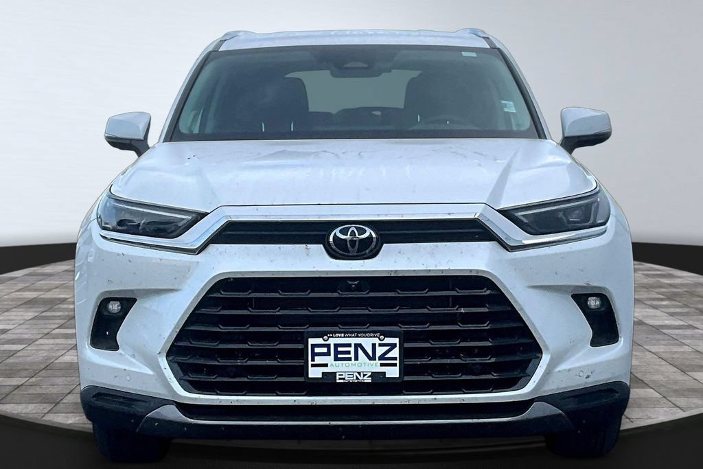 Used 2024 Toyota Grand Highlander AWD Hybrid image 2